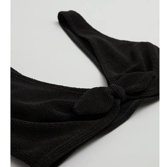 🆕 NWT & Other Stories Crepe Knot Bikini Top - Black - Picture 2 of 8